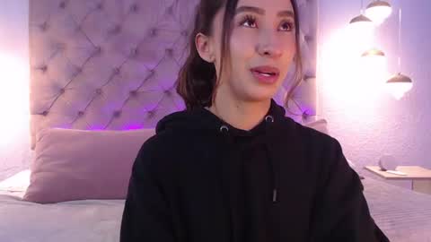 Snapshot of amonet_x chatting on July 2026 08:39:01 AM Sophi online show from July 2026 08:39:01 AM