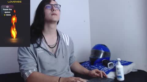 Snapshot of amoneth_xx chatting on December 2025 06:49:01 PM Amoneth online show from December 2025 06:49:01 PM