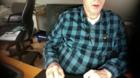 Amor2200 online show from February 2025 12:16:01 PM