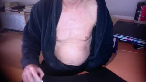 Amor2200 online show from February 2026 10:09:01 AM