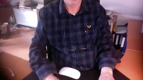 Amor2200 online show from March 2026 08:20:01 AM