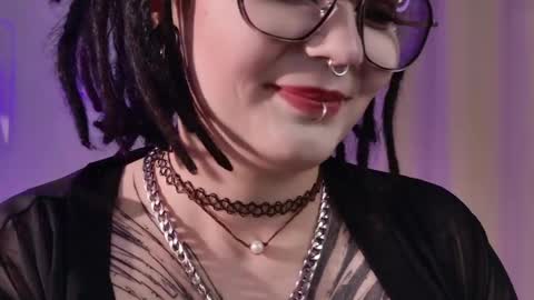 Snapshot of amorefae chatting on May 2026 01:56:01 AM amore online show from May 2026 01:56:01 AM