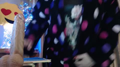 amorelara online show from February 2026 07:40:01 AM