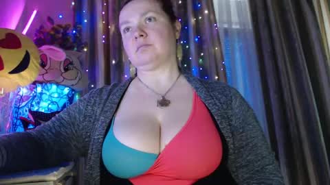 amorelara online show from May 2026 02:03:01 PM