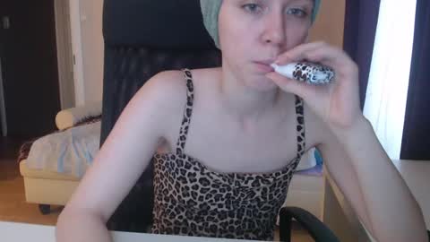 Snapshot of amoremeoww chatting on December 2024 10:45:01 AM miss unforgettable online show from December 2024 10:45:01 AM