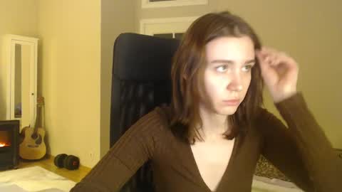 Snapshot of amoremeoww chatting on January 2025 06:10:01 PM miss unforgettable online show from January 2025 06:10:01 PM