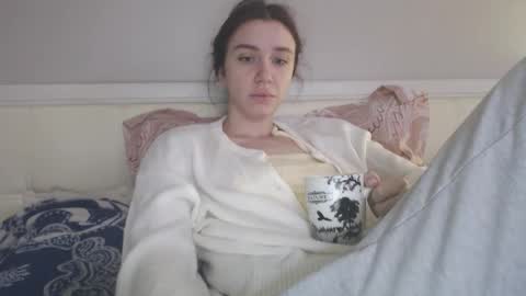 Snapshot of amoremeoww chatting on November 2025 06:46:01 AM miss unforgettable online show from November 2025 06:46:01 AM