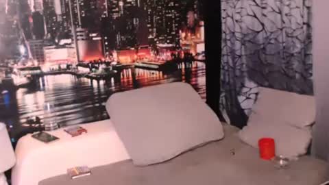 Sarah online show from September 2025 02:06:02 PM