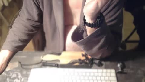 amslave4f online show from October 2025 09:02:01 PM