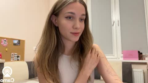 Snapshot of amy_chill chatting on March 2025 04:40:02 PM Amy Chill online show from March 2025 04:40:02 PM