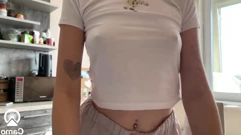 Snapshot of amy_chill chatting on September 2025 09:36:02 AM Amy Chill online show from September 2025 09:36:02 AM