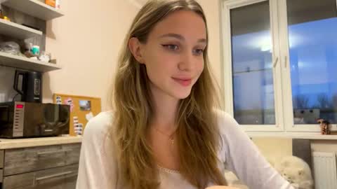 Snapshot of amy_chill chatting on December 2025 01:18:01 PM Amy Chill online show from December 2025 01:18:01 PM