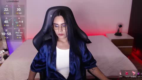 Snapshot of amy_stiward chatting on November 2025 04:42:01 PM Mia Cristancho online show from November 2025 04:42:01 PM