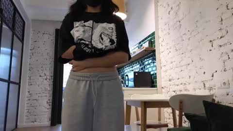 Snapshot of amyalwayshere chatting on February 2025 01:22:02 PM girl next door named Amy online show from February 2025 01:22:02 PM