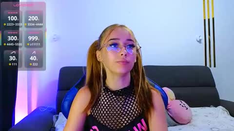 amykentt online show from September 2025 02:50:01 PM