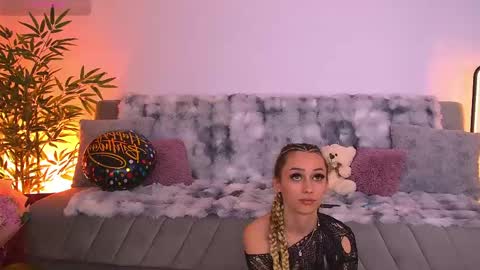 amykentt online show from May 2026 04:14:02 PM