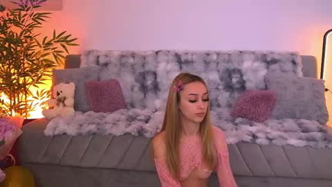 amykentt online show from May 2026 04:03:02 PM