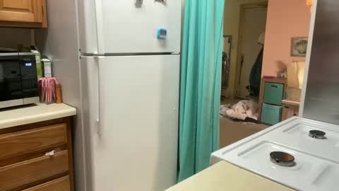 Amy Smilez online show from January 2025 02:39:01 PM