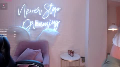    online show from February 2025 07:13:02 AM