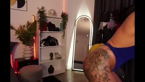Snapshot of amyyydiamond chatting on July 2026 11:39:02 AM AmyDiamond online show from July 2026 11:39:02 AM