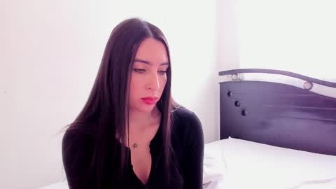 Ana  IG an castillo 1 online show from January 2025 01:01:01 PM