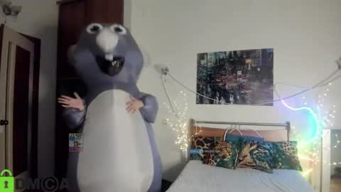 Hi Im Ana online show from May 2026 07:33:01 PM