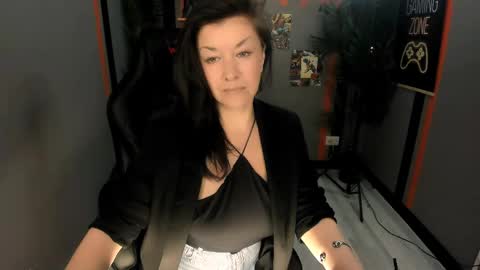Ana online show from April 2026 10:02:01 AM