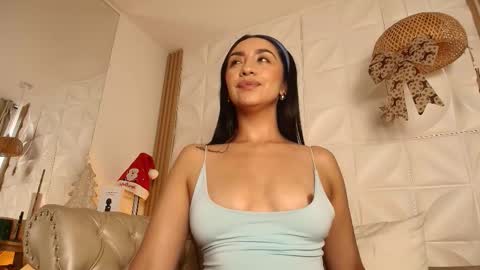 Snapshot of ana_riveros chatting on December 2025 08:38:02 PM online show from December 2025 08:38:02 PM