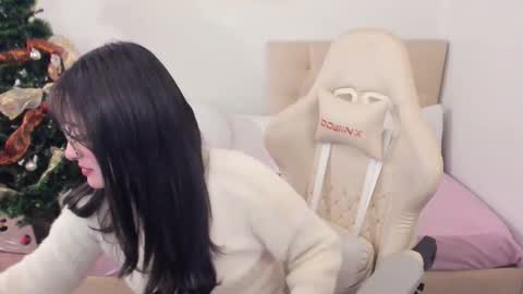 Im anna but you can call me as you want online show from January 2026 10:13:02 PM