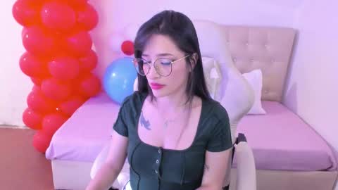 Im anna but you can call me as you want online show from March 2026 02:04:02 AM