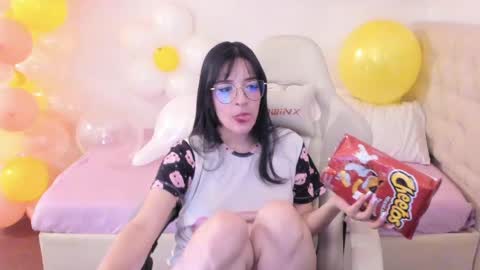 Im anna but you can call me as you want online show from May 2026 01:11:02 AM