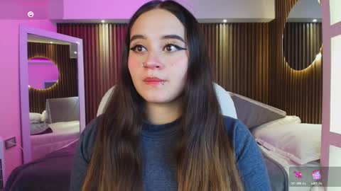 Ana online show from September 2025 07:52:01 PM