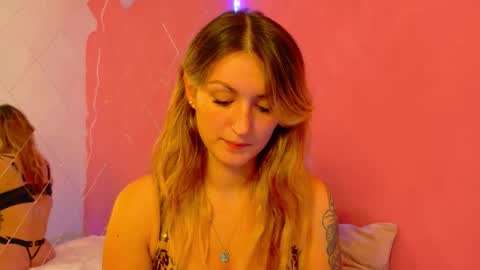 Snapshot of anaayss chatting on October 2025 04:35:02 AM anaayss online show from October 2025 04:35:02 AM