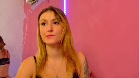 Snapshot of anaayss chatting on October 2025 05:44:02 AM anaayss online show from October 2025 05:44:02 AM