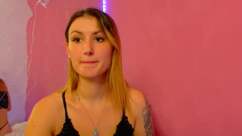 Snapshot of anaayss chatting on October 2025 06:15:02 AM anaayss online show from October 2025 06:15:02 AM