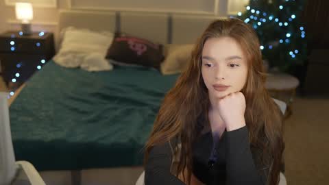 Anabel Kira Zlata Kira Elice Lana Dominika Sofy Kaila Bridget online show from December 2025 08:47:02 PM