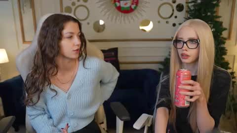 Sweet girls online show from January 2026 11:23:02 AM