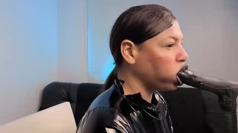 Anabel Alice Gandara online show from February 2026 09:08:02 AM