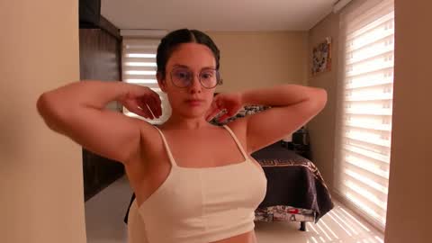 Anabel online show from February 2026 03:33:01 PM