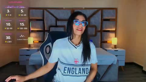 HI I AM ANABELL online show from May 2026 01:06:01 PM