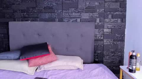 Snapshot of anabella_bigboobs chatting on November 2025 11:23:02 AM anabella_bigboobs online show from November 2025 11:23:02 AM