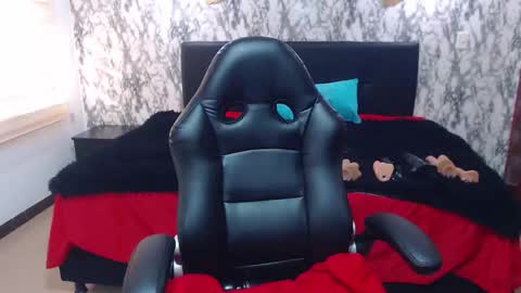 Anabella online show from November 2025 11:31:02 AM