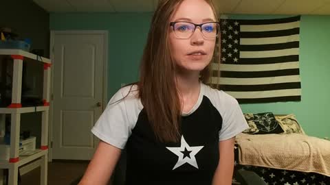 Anabelleleigh online show from October 2025 12:25:01 PM