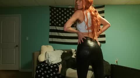 Anabelleleigh online show from May 2026 11:54:01 PM