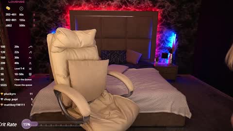 Snapshot of anacondaon chatting on January 2025 06:03:01 PM Nika online show from January 2025 06:03:01 PM