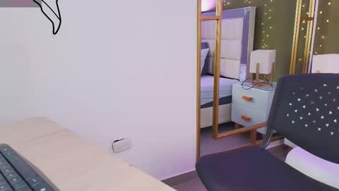 Anahi  online show from October 2025 07:34:01 PM