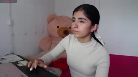 Snapshot of anahibrowns95 chatting on January 2026 06:54:02 PM Anahi Browns online show from January 2026 06:54:02 PM