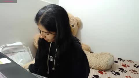 Snapshot of anahibrowns95 chatting on February 2026 11:13:01 PM Anahi Browns online show from February 2026 11:13:01 PM