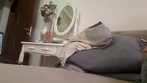 anaiserebel online show from February 2025 07:04:02 AM