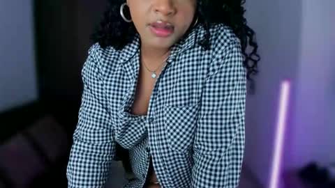      help me to get 100 thumps up  online show from December 2024 02:38:01 PM